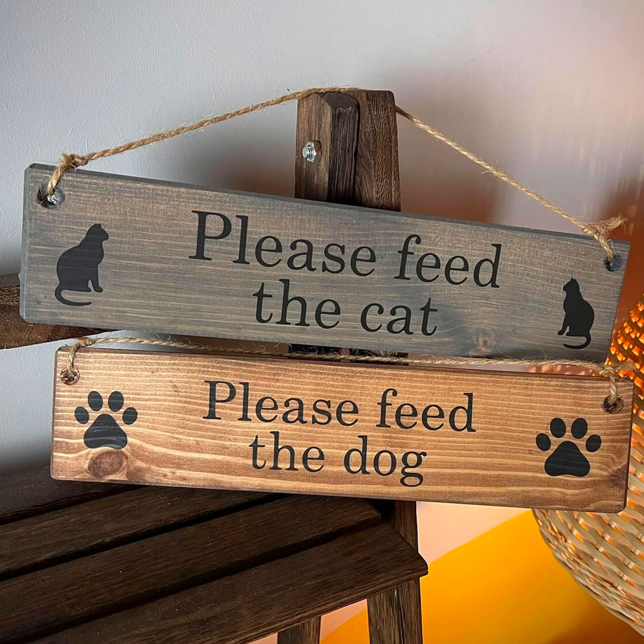 Sign - Please Feed The Dog/Cat