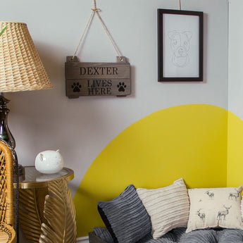 Stylish Living room sign for dogs, cats